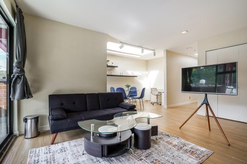 6379 Bruce Street, West Vancouver, BC 