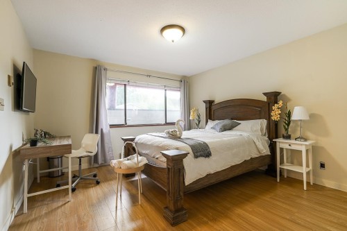 6379 Bruce Street, West Vancouver, BC 