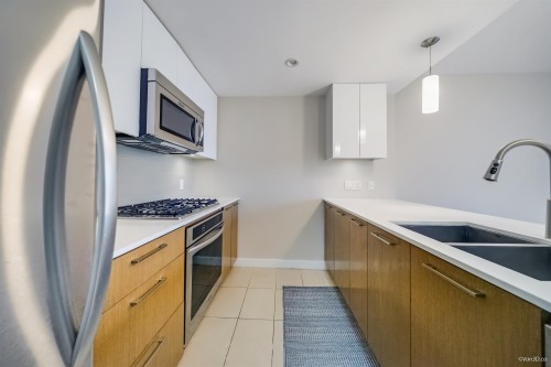 6016-5511 Hollybridge Way, Richmond, BC 