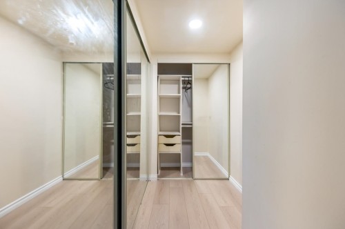 9506 Thomas Drive, Richmond, BC 