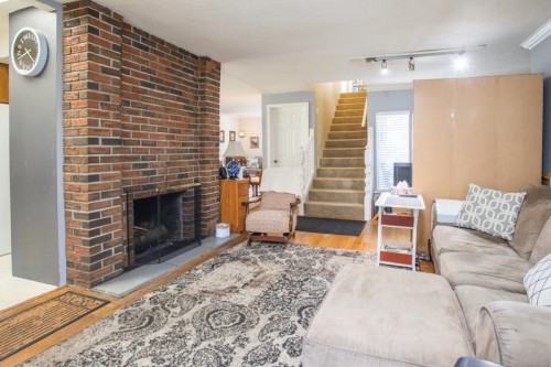 918 Ladner Street, New Westminster, BC 