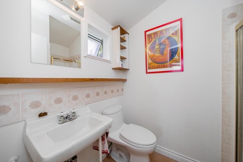 6245 Nelson Avenue, West Vancouver, BC 