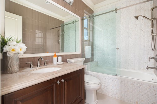 6076 Angus Drive, Vancouver, BC 