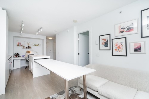 2810-908 Quayside Drive, New Westminster, BC 