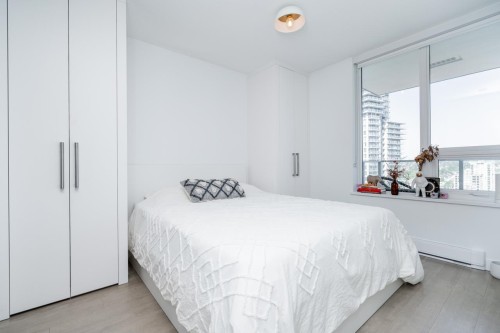 2810-908 Quayside Drive, New Westminster, BC 