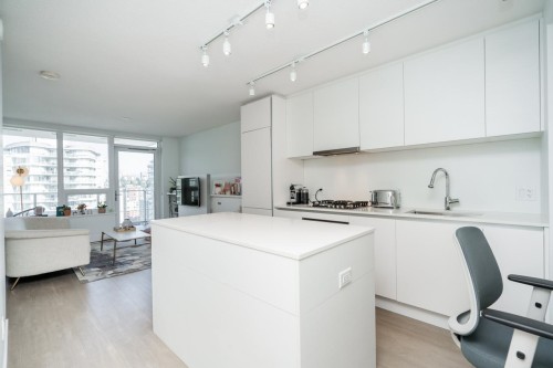 2810-908 Quayside Drive, New Westminster, BC 