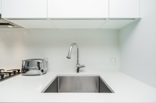 2810-908 Quayside Drive, New Westminster, BC 