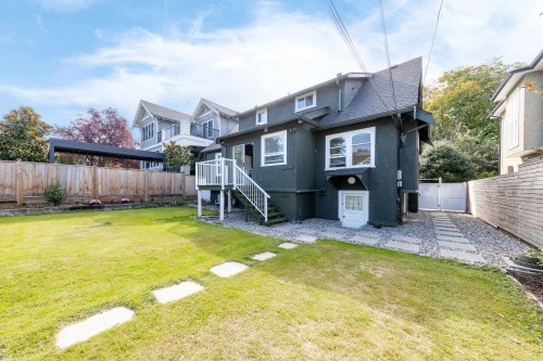 3719 3Rd Avenue W, Vancouver, BC 