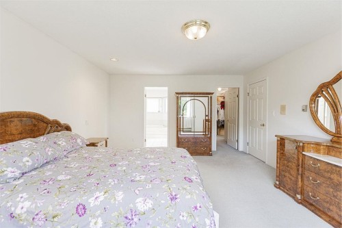 7758 Mcgregor Avenue, Burnaby, BC 