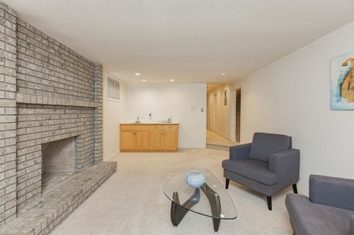 7758 Mcgregor Avenue, Burnaby, BC 