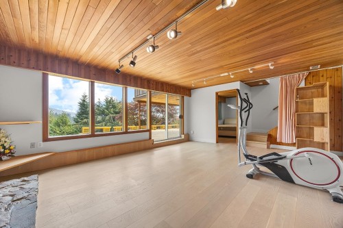 96 Bonnymuir Drive, West Vancouver, BC 