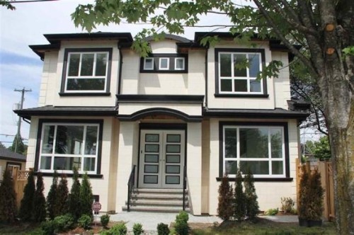 3699 Napier Street, Vancouver, BC 
