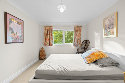 6775 Marine Drive, West Vancouver, BC 