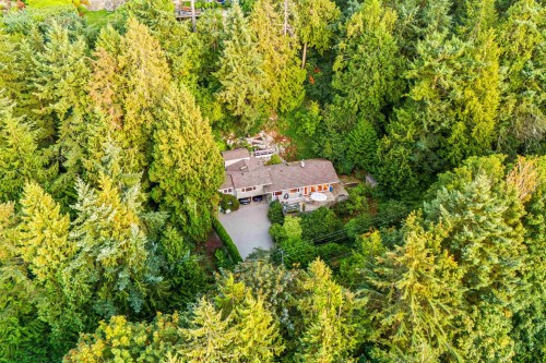 6775 Marine Drive, West Vancouver, BC 