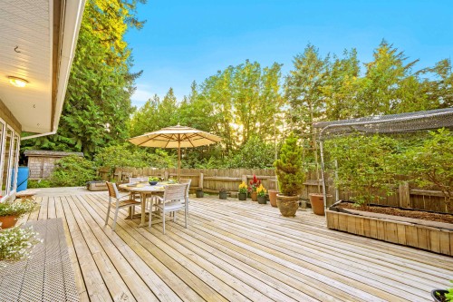 6775 Marine Drive, West Vancouver, BC 