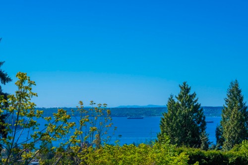 1144 Ottaburn Road, West Vancouver, BC 