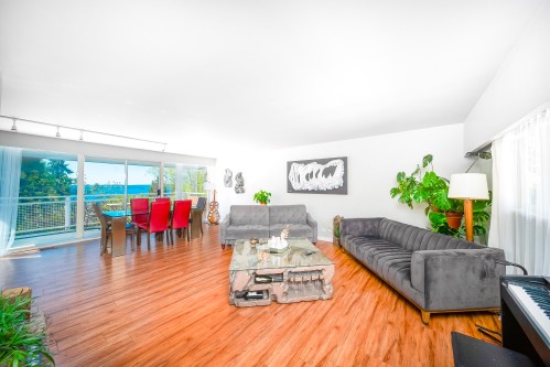 1144 Ottaburn Road, West Vancouver, BC 