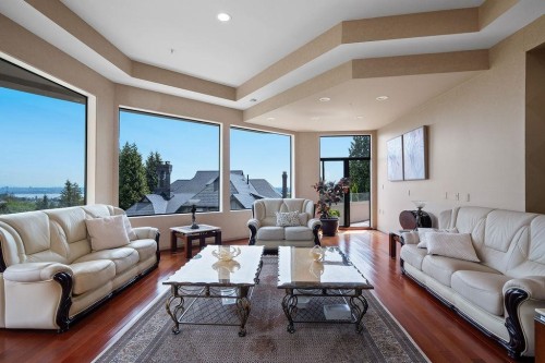 2490 Westhill Court, West Vancouver, BC 