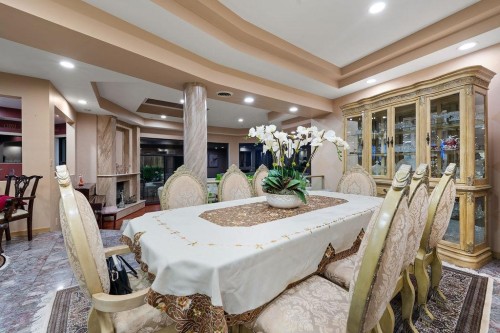 2490 Westhill Court, West Vancouver, BC 