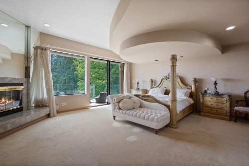 2490 Westhill Court, West Vancouver, BC 