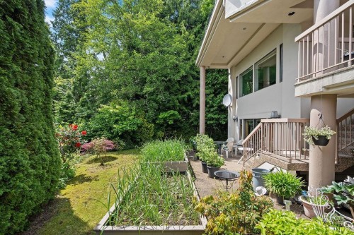 2490 Westhill Court, West Vancouver, BC 