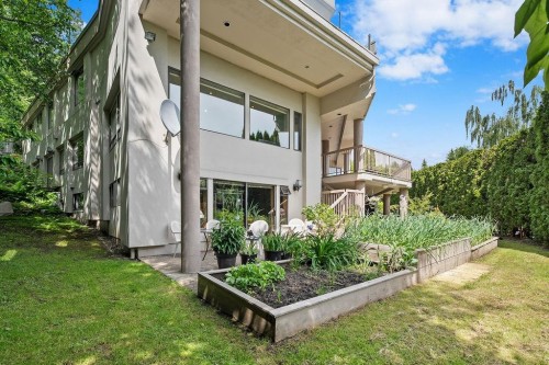 2490 Westhill Court, West Vancouver, BC 