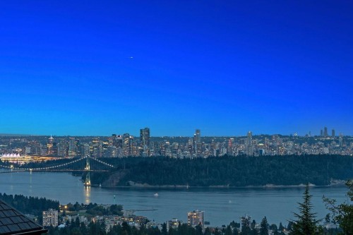 2490 Westhill Court, West Vancouver, BC 