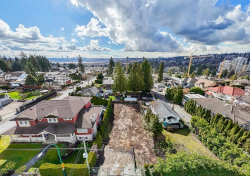 636 Rochester Avenue, Coquitlam, BC 