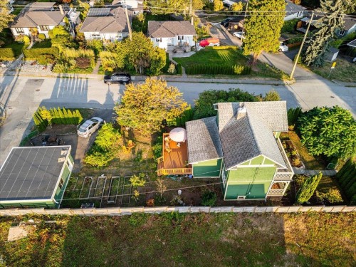 848 6Th Street E, North Vancouver, BC 