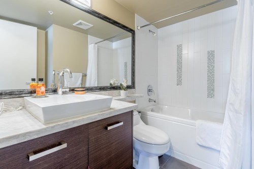 801-2959 Glen Drive, Coquitlam, BC 