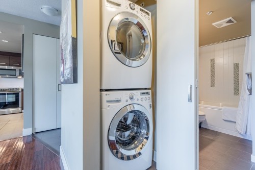 801-2959 Glen Drive, Coquitlam, BC 