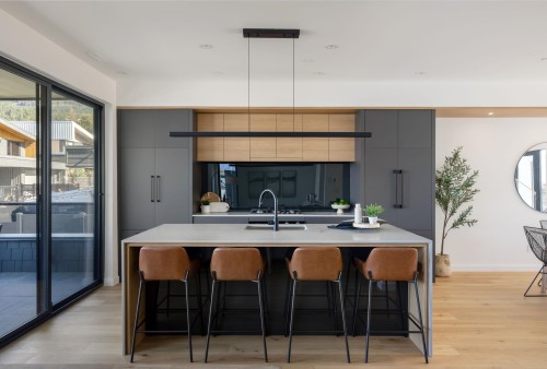 2943 Huckleberry Drive, Squamish, BC 