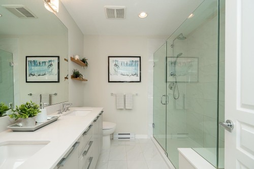 121-5551 Admiral Way, Delta, BC 