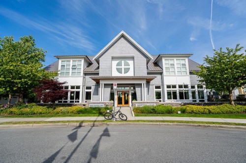 121-5551 Admiral Way, Delta, BC 