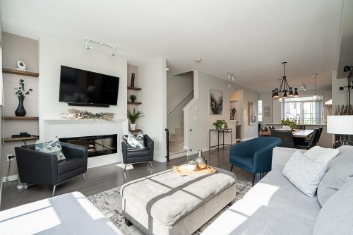 121-5551 Admiral Way, Delta, BC 