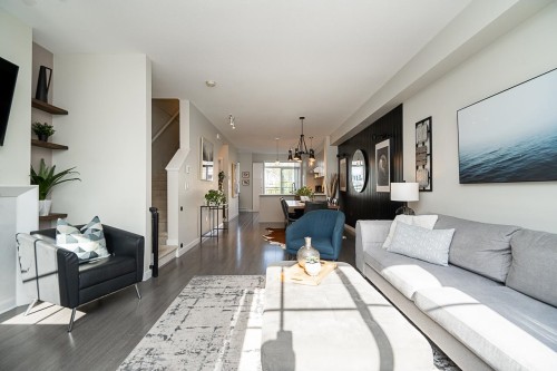 121-5551 Admiral Way, Delta, BC 