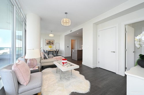 2002-3438 Sawmill Crescent, Vancouver, BC 