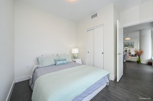 2002-3438 Sawmill Crescent, Vancouver, BC 