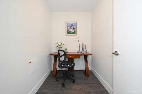 2002-3438 Sawmill Crescent, Vancouver, BC 