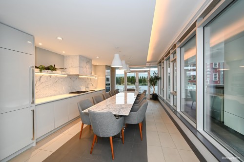 2002-3438 Sawmill Crescent, Vancouver, BC 