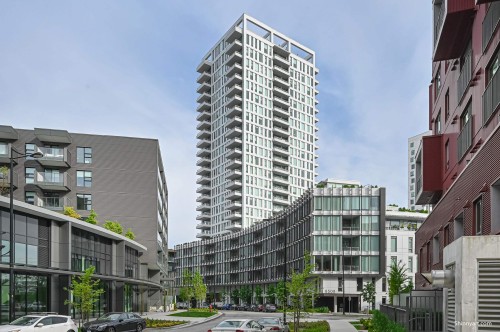 2002-3438 Sawmill Crescent, Vancouver, BC 