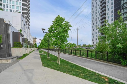 2002-3438 Sawmill Crescent, Vancouver, BC 