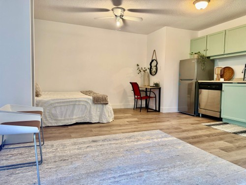 212-515 Eleventh Street, New Westminster, BC 