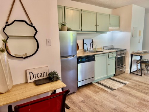 212-515 Eleventh Street, New Westminster, BC 