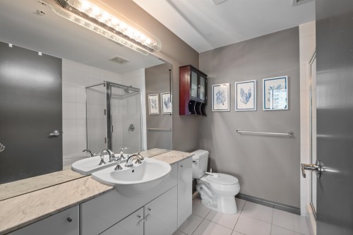 2001-188 Esplanade E, North Vancouver, BC 