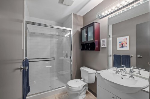 2001-188 Esplanade E, North Vancouver, BC 