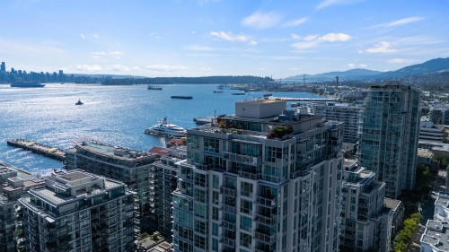 2001-188 Esplanade E, North Vancouver, BC 