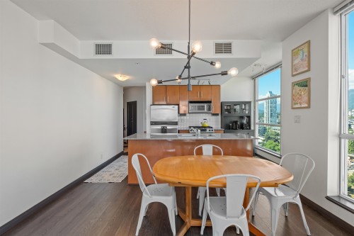 2001-188 Esplanade E, North Vancouver, BC 