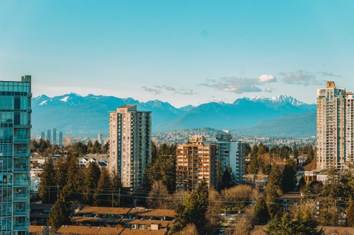 2905-7088 18Th Avenue, Burnaby, BC 