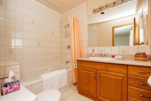 5388 Halley Avenue, Burnaby, BC 